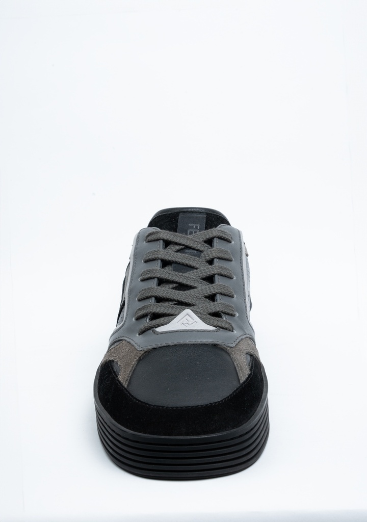ZPFE-01-1/ZAPATOS FENDI